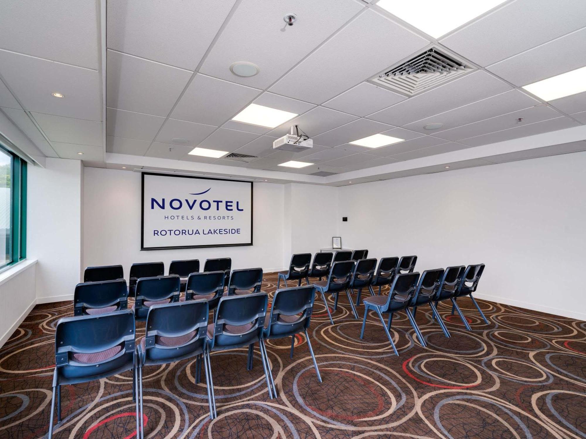 Novotel Rotorua Lakeside Bagian luar foto